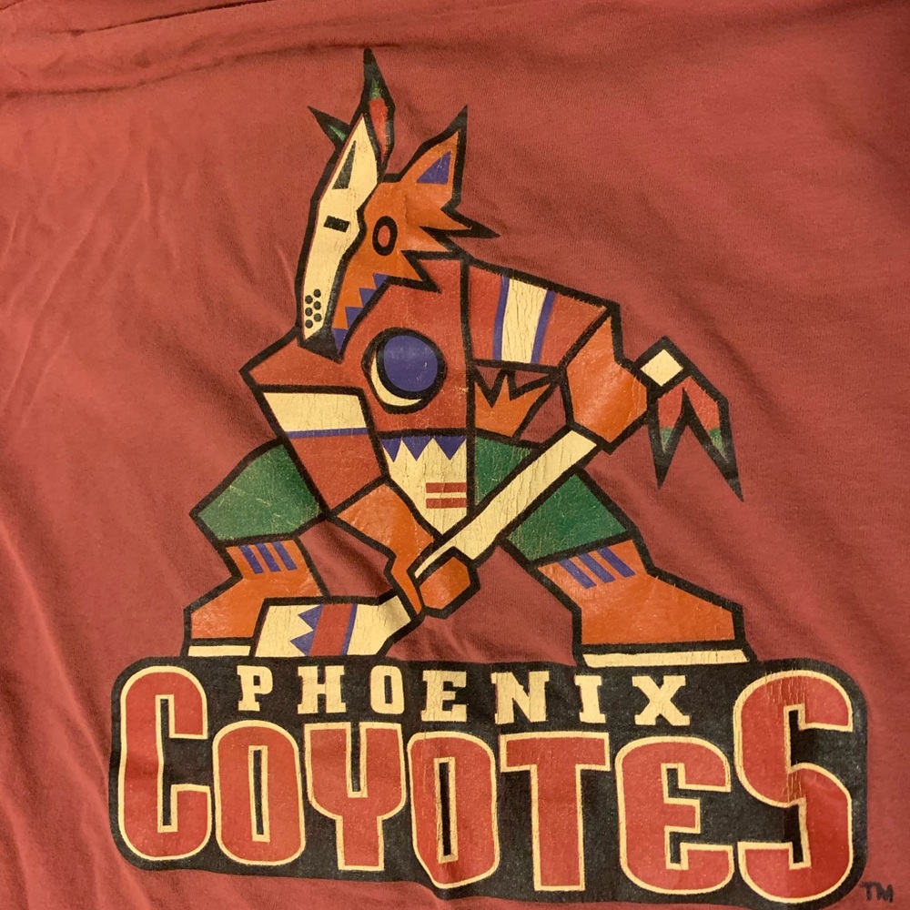 XL Vintage Arizona CoyotesLong Sleeve Great Cond.
